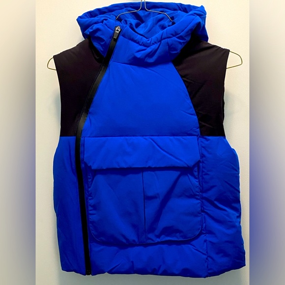 NWT Zara Colourblock Bright Blue and Black Hooded Zip Puffer Vest Size 11-12 - Picture 1 of 11